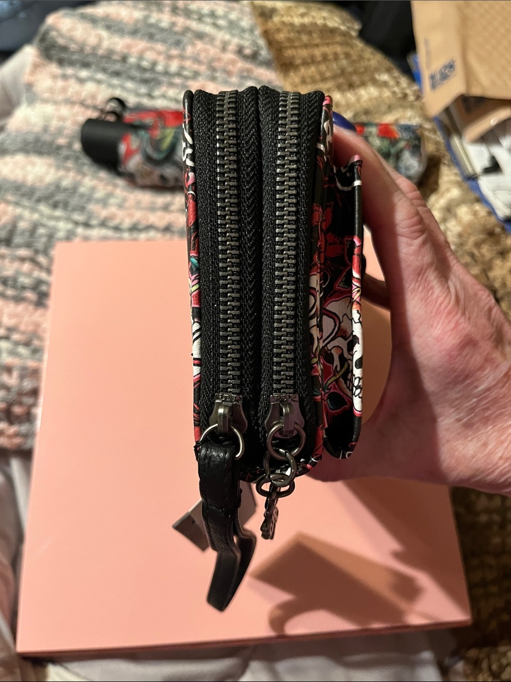 NWT Ed Hardy Black & Red Tattoo-Print Zip Wristlet and NWT Ed Hardy Umbrella 2pc - Picture 3 of 16